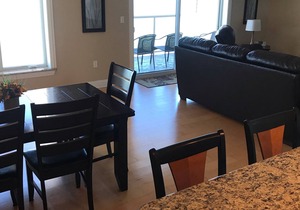 Lakefront Condo 3 bed/2 bath, Sleeps 8, Private Beach