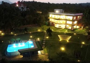 LakeRose Wayanad Resort - Lake view