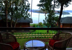 LakeRose Wayanad Resort - Superior lake view