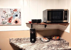 Lakeside Large One Bedroom Cottage (#1) With Two Beds