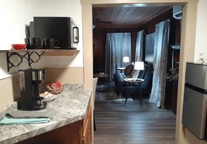 Lakeside Large One Bedroom Cottage (#1) With Two Beds