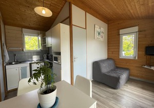 Lakeview Chalets: Terraces, BBQ, Swimming, Pedal Boats, Fishing, Pet-Friendly, All-Inclusive Amenities