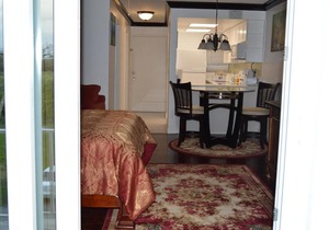 Lakeview Studio Apartments On Golf Course