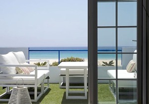 Lances Beach Penthouses