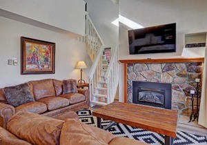 Lances West 13 Condo