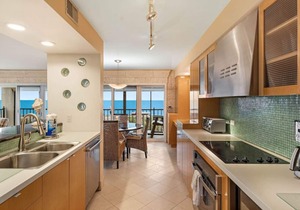 Land's End Beachfront Elegance: Top Floor Corner
