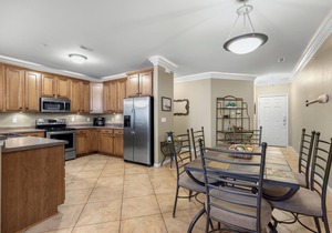 Lands' End V.I.P. 3 Suite Condo - Near Outlet Mall - Elevator, Wi-Fi, Water Park