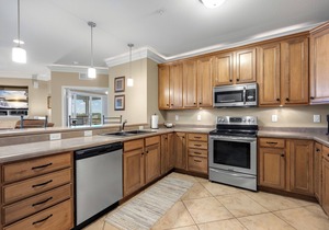 Lands' End V.I.P. 3 Suite Condo - Near Outlet Mall - Elevator, Wi-Fi, Water Park
