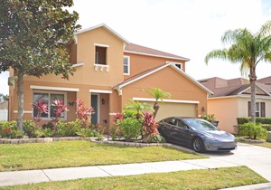 Large 5 Bedroom Pool Home - Bella Toscana