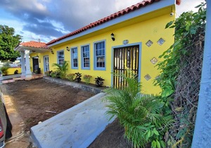 LARGE 8BR Sleeps 38 People with over 3000 SQ FT