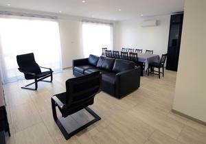 Large and Superb Apartment in the Center of MORIANI PLAGE