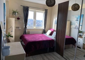 Large comfortable double room close to Woolwich and Greenwich, London