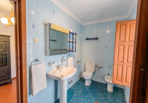 Large Family House with Private Pool near the Beach