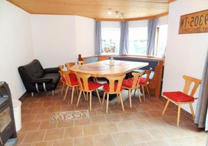 Large holiday home with garden and balcony in Ötztal
