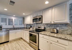Large Oceanfront Three Bedroom Two Bath Condo at Carolina Dunes! (6th Floor)