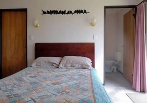 Large, Relaxed Matua Home