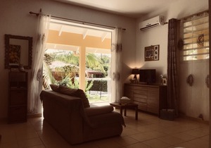 LARGE STUDIO IN RDJ 50M FROM THE ANSE A L'ANE BEACH