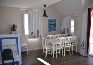 LARGE T4 3 * SEA VIEW ENTIRELY EQUIPPED - SEASIDE - SWIMMING POOL SECURE