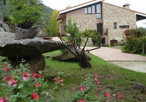 Las Casas de Agapito Rural Center in Gredos, capacity for 25 people in total