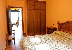 Las Casas de Agapito Rural Center in Gredos, capacity for 25 people in total