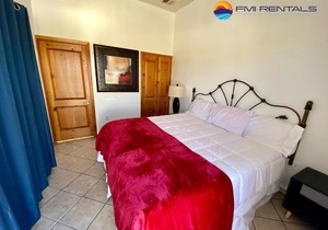 Las Palmas 3 Bed 3 Bath By FMI Rentals