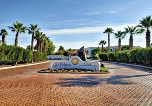 Las Palmas Family All Amenity Inclusive Resort | Poolside to 3 Pools | #1640