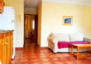 Las Rosas Apartment