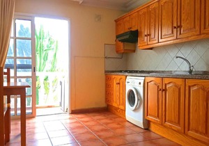 Las Rosas Apartment