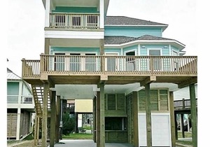 #Latitude Adjustment - 4 Bedrooms - 3 Bath - Sleeps 13