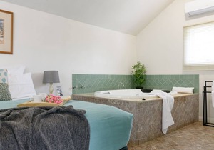 Lauristina Spa Cottage