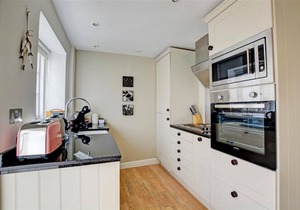 Lavender Cottage - Two Bedroom House, Sleeps 3