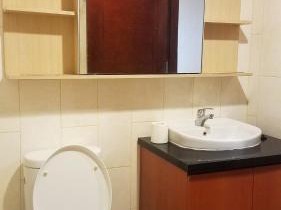Lavenderbnb Room 10 at Mataram City Apartment