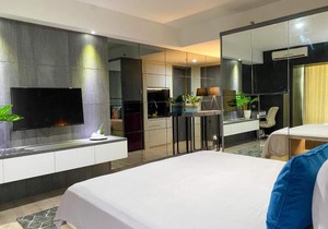 Lavenderbnb Room 8 at Mataram City