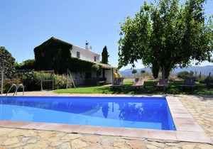 Lavish Cottage in Fuentes de Cesna with Pool