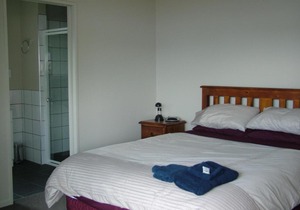 Lawrence Townhouse Accommodation 16A