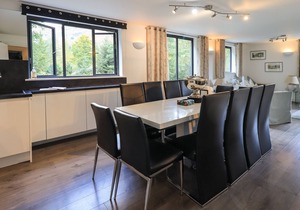 LE CHALET, family friendly, with open fire in Elterwater
