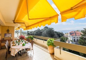 LE CHATEAU DE LA PINEDE AP4198 by Riviera Holiday Homes