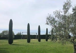 Le Grand Logisson on the Valensole plateau