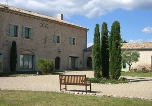 Le Grand Logisson on the Valensole plateau