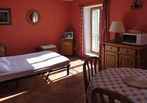 Le Grand Logisson on the Valensole plateau