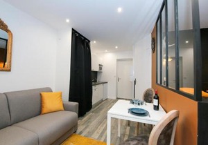 Le Rhinocéros, T1 hypercentre chic et cosy, Wifi par SOVALFI