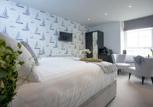 Leader, Maritime Suites, Brixham