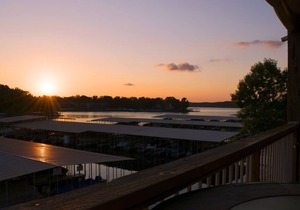 Ledges Lakefront 2BR Condo! No Steps. Walk-In Unit w/ WiFi.