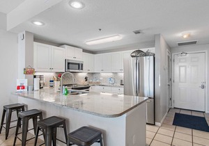 Leeward Key 804 Beach Service Included, 2 Bed/2 Bath Amazing Views