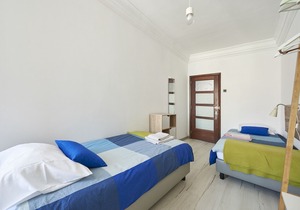 Legend Loft - Eça de Queiroz