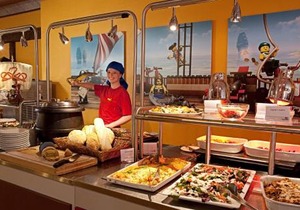 LEGOLAND Wilderness Barrels & Cabins