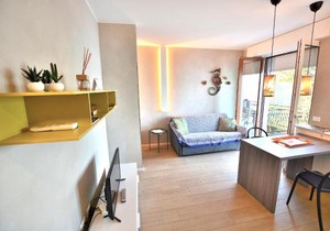 Leonardo Walsh Apartment With Lake View