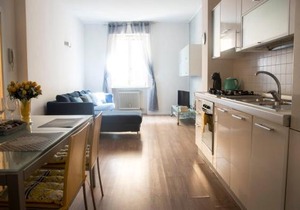 Leoncino Apartment 2
