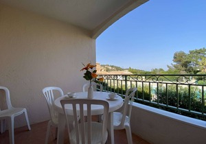 Les Issambres, 1BR apartment with pool, parking