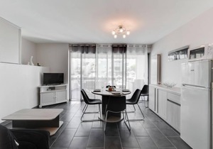 Les Marinas de la Plage I by Interhome